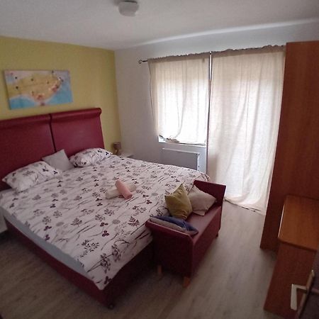 Holiday Home Ivano Korenica Extérieur photo